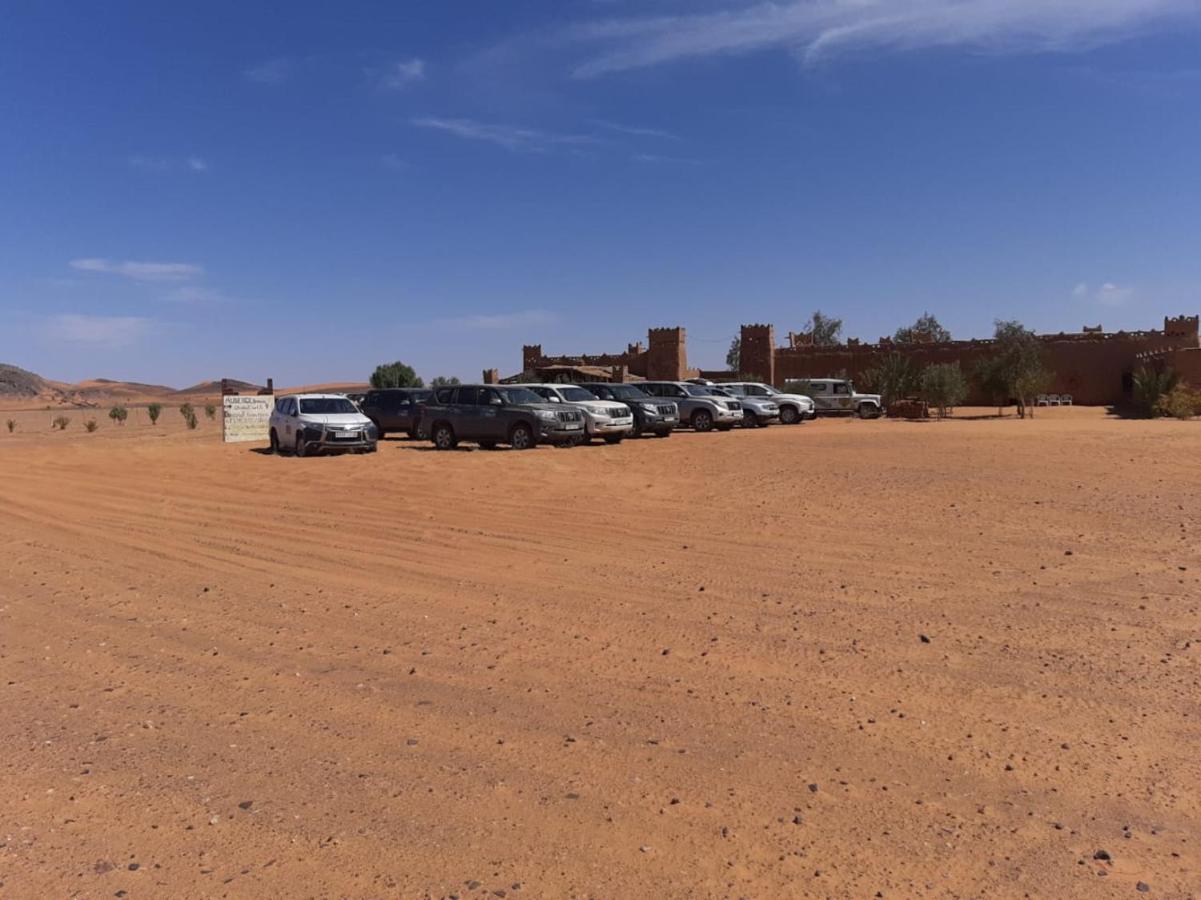 Hotel Auberge Dinosaur Kem Kem Tafraoute Sidi Ali Exteriér fotografie